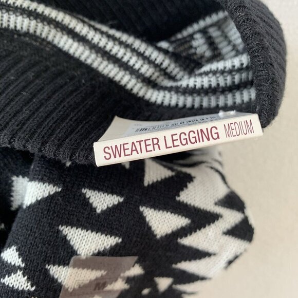 SO® Medium Black White Aztec High-Rise Sweater Leggings Juniors New - Picture 9 of 13